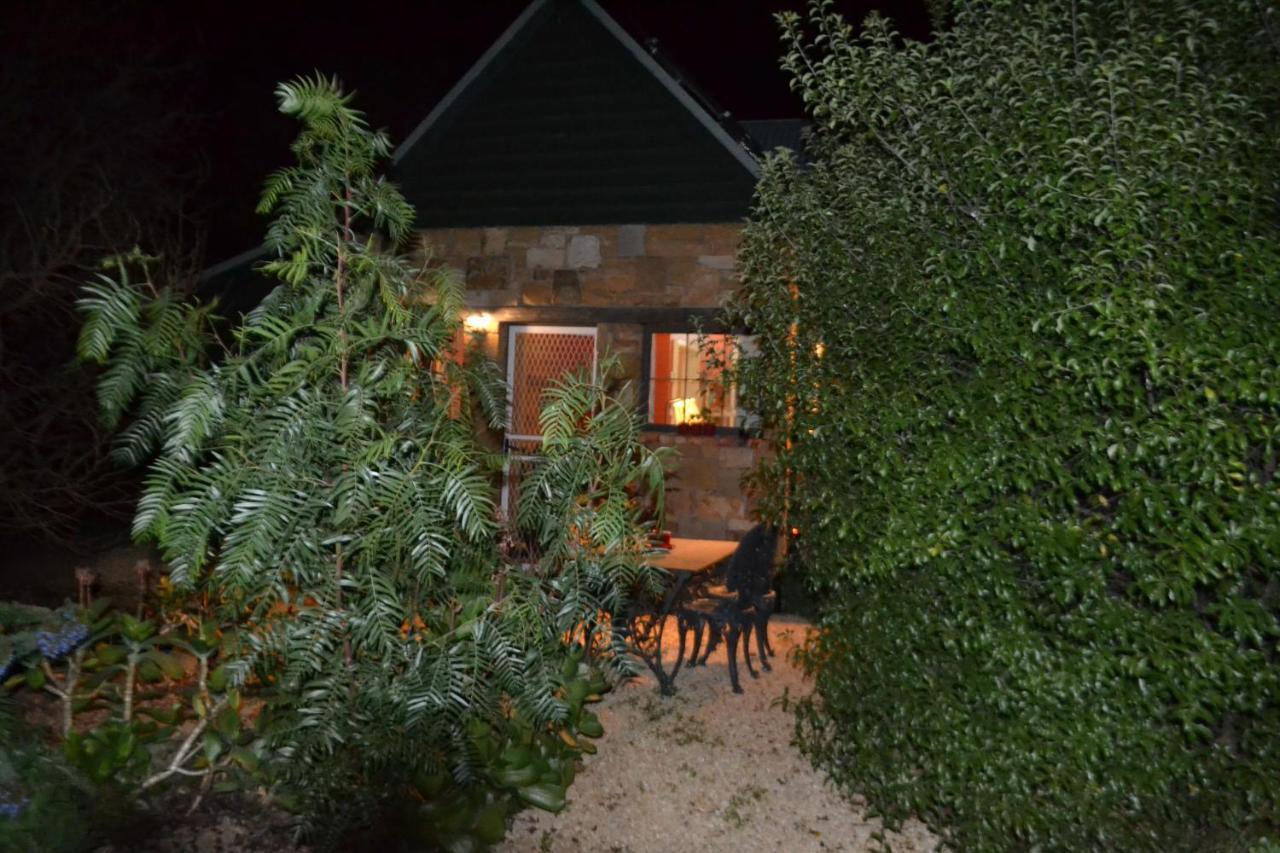 Mulberry Cottage Unique B&B Accommodation Richmond Exterior foto
